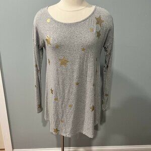 Isabella Oliver Maternity Long Sleeve Scoop Neck Gold Star Tee - Abstract - Gray